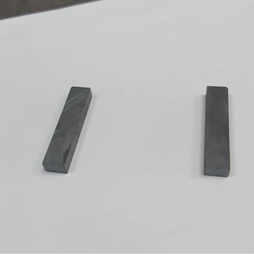 Ceramic Magnet with Plastic Housing for Magnetic Curtains