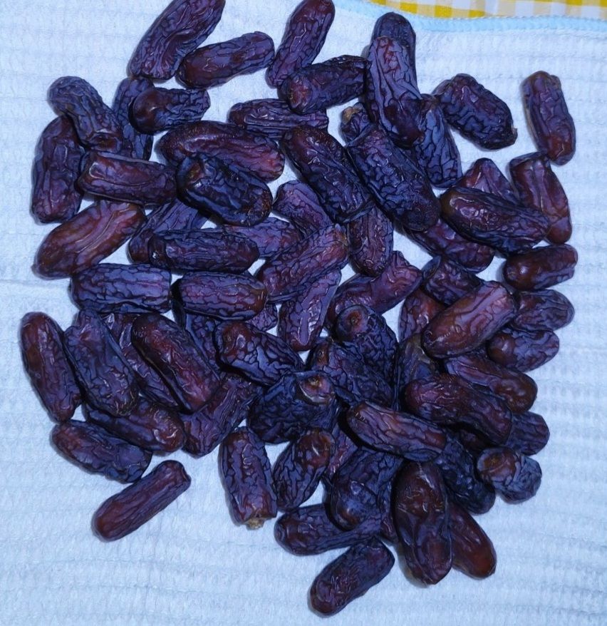 Piarom Dates